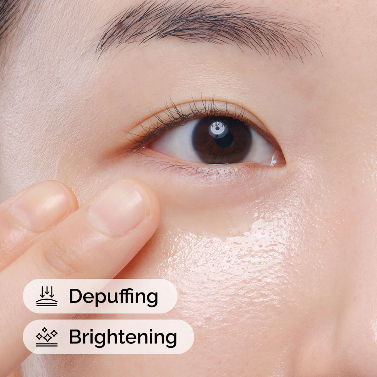 caffeine-solution-5-egcg-eye-serum-g6 ord-caffeine-solution-egcg-model-application-with-benefits.jpg