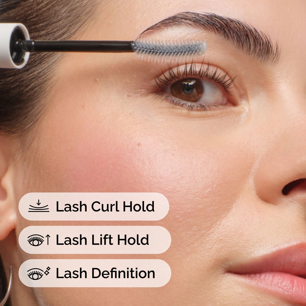 lash-curl-finisher-w0 ord-lash-curl-finisher-model-application-with-benefits.jpg